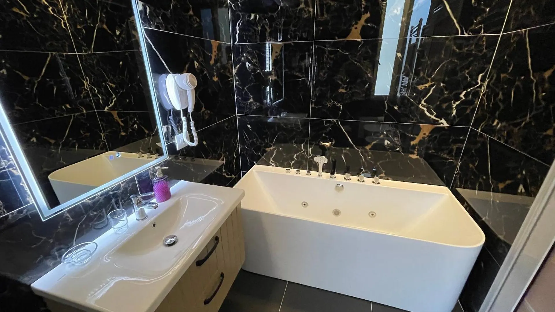 Hotel Vila 15 - Center Tirana