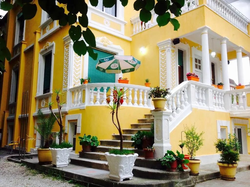 Hotel Vila 15 - Center Tirana Albanien